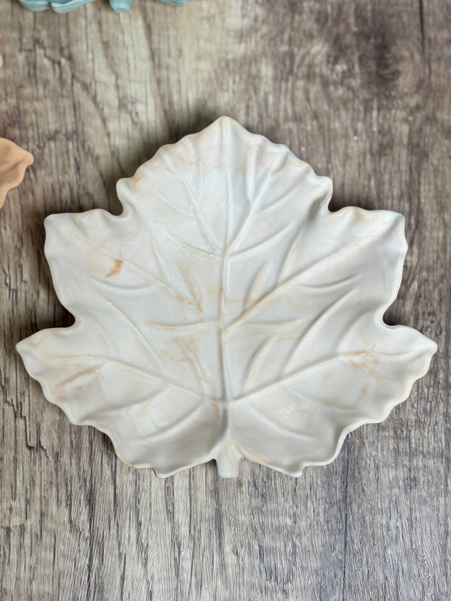 Leaf Trinket Tray – Eco Resin Jewelry Dish