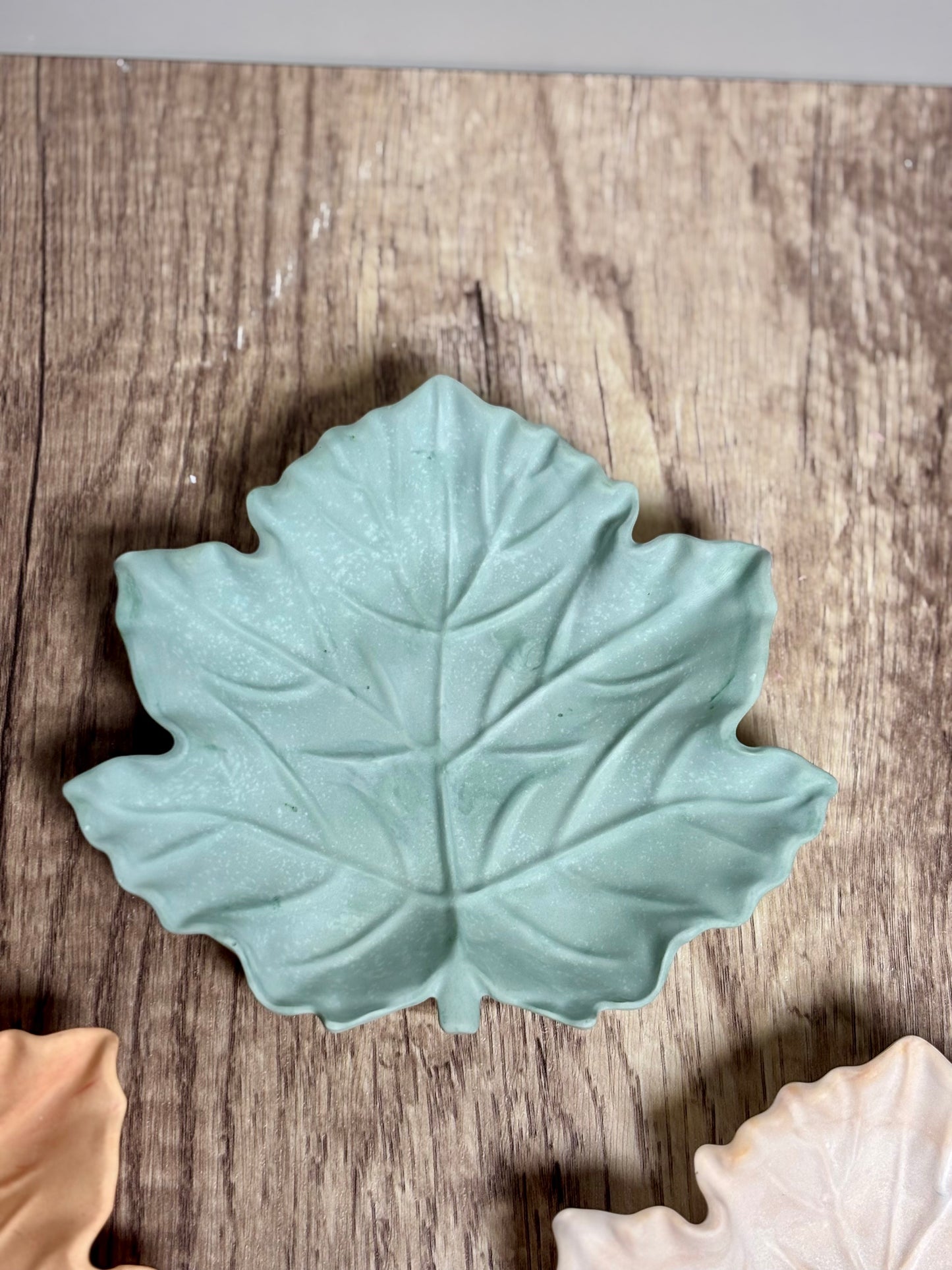 Leaf Trinket Tray – Eco Resin Jewelry Dish