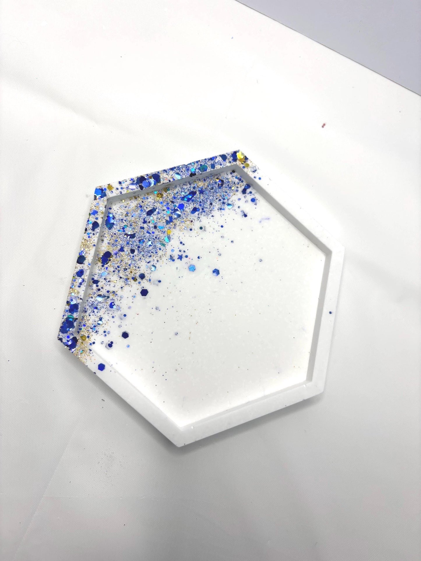 Glitter EcoResin Tray: Handmade Hexagon or Circle Jewelry, Keys, Candle Holder